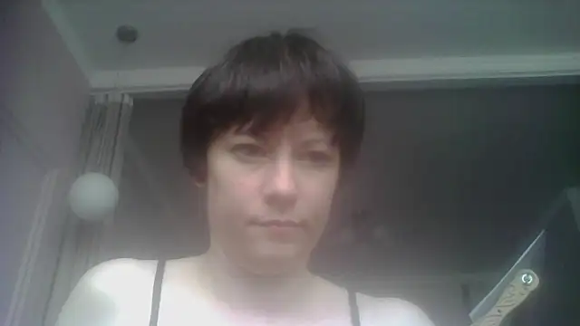 Snapshot of SunElizabeth chatting on May 11, 2026, 5:35 am SunElizabeth online show from May 11, 2026, 5:35 am