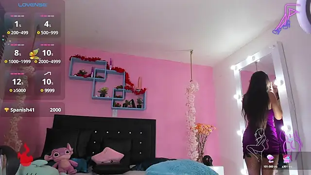 SamaraCortez online show from February 4, 2025, 7:33 pm