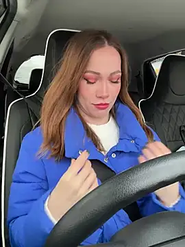 LavenderHot online show from December 13, 2024, 4:33 am