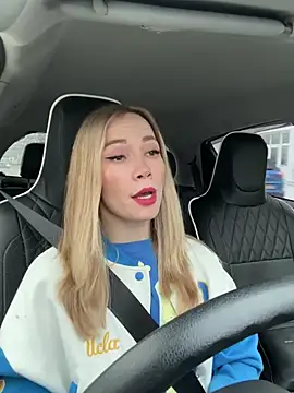 LavenderHot online show from January 22, 2025, 3:20 am