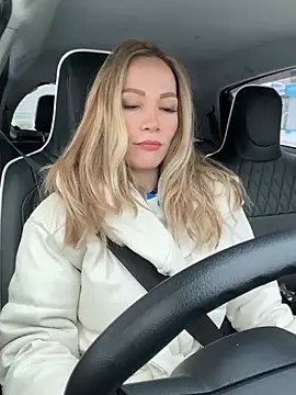 LavenderHot online show from February 9, 2025, 2:38 am