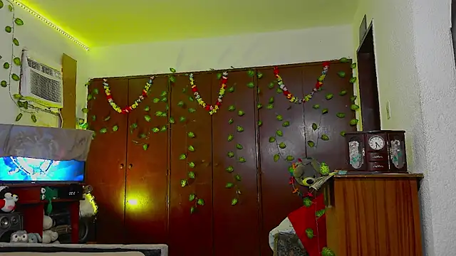  jessica rabbit online show from January 7, 2026, 7:27 pm