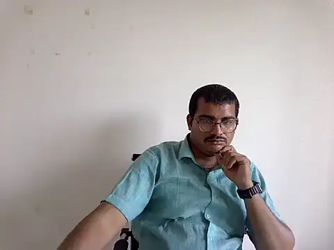 naughtymike0007 online show from November 3, 2025, 10:27 am