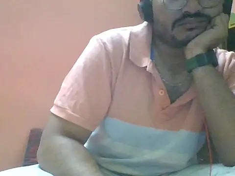 naughtymike0007 online show from January 5, 2026, 5:27 pm