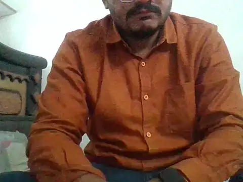 naughtymike0007 online show from January 11, 2026, 10:31 am