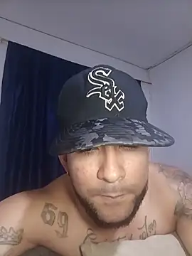 Snapshot of sexjim01 chatting on June 19, 2026, 5:01 am sexjim01 online show from June 19, 2026, 5:01 am