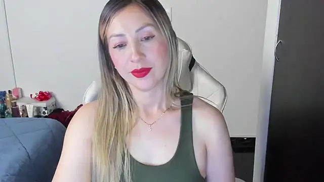 Andreina Suann online show from February 11, 2025, 1:20 pm