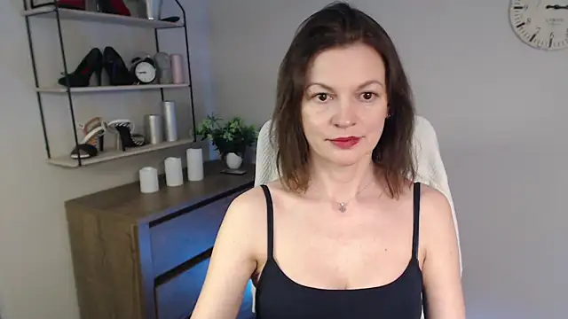 VivianWILD online show from February 14, 2025, 8:10 am