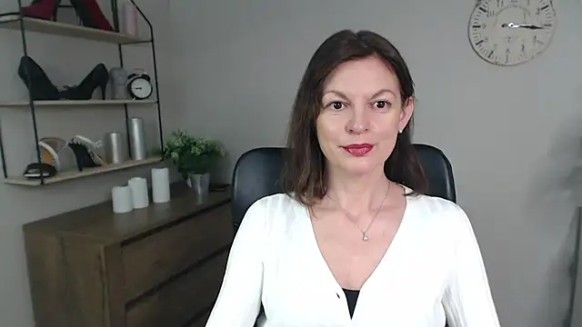 VivianWILD online show from February 28, 2025, 7:48 am