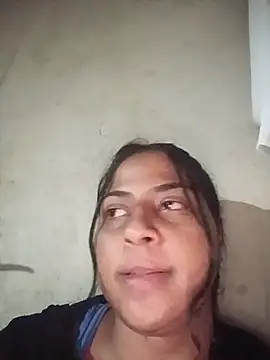 Giselabrunette25 online show from July 14, 2026, 2:38 am