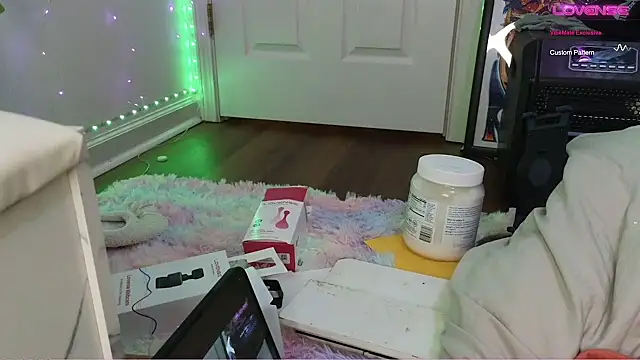 yummyrina online show from December 29, 2024, 6:56 am