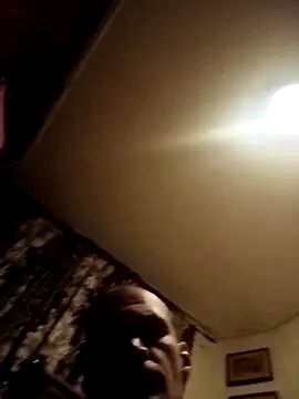 MauricioDutch online show from September 28, 2025, 5:24 am