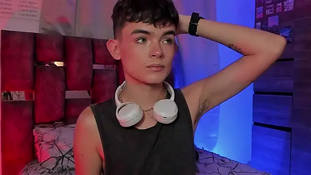 Angelo 018 online show from February 8, 2025, 5:40 am