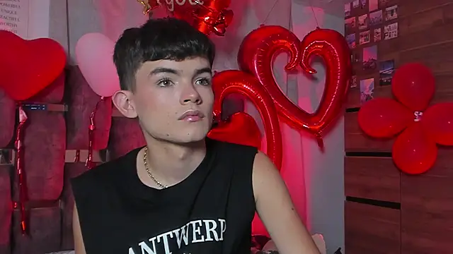 Angelo 018 online show from February 16, 2025, 7:26 am