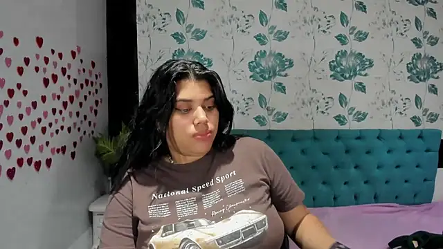 LindaBreeS online show from February 8, 2025, 7:59 pm