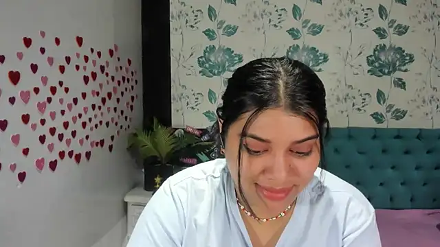 LindaBreeS online show from February 9, 2025, 4:18 pm