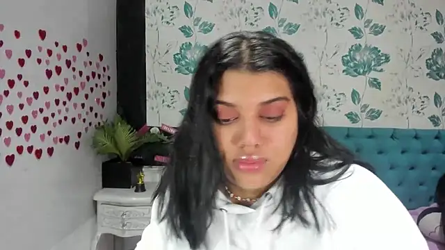 LindaBreeS online show from February 21, 2025, 1:55 pm