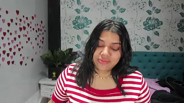 LindaBreeS online show from March 18, 2025, 4:48 pm