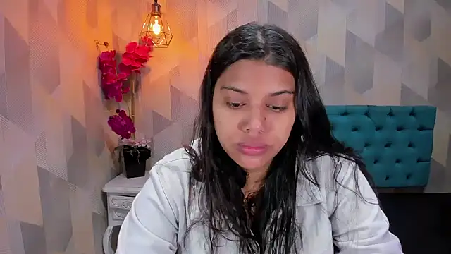 LindaBreeS online show from November 30, 2025, 1:15 pm