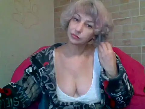 Snapshot of Lorie_Carrie chatting on December 4, 2024, 10:46 am Lorie Carrie online show from December 4, 2024, 10:46 am