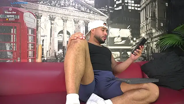 Snapshot of THIAGOXBIG chatting on September 29, 2025, 10:25 pm THIAGOXBIG online show from September 29, 2025, 10:25 pm