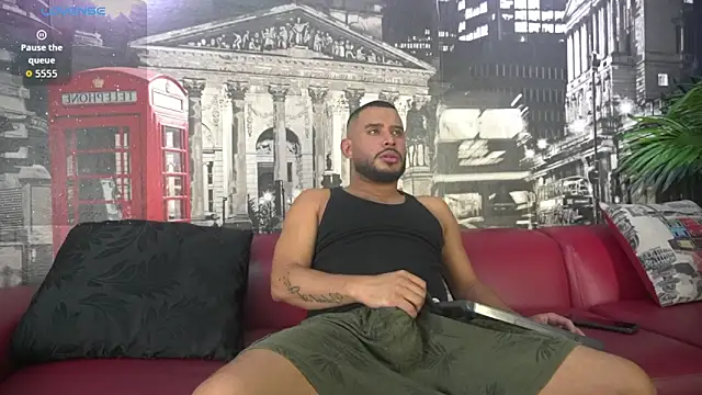 Snapshot of THIAGOXBIG chatting on October 14, 2025, 9:48 pm THIAGOXBIG online show from October 14, 2025, 9:48 pm