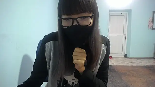 elllaaxx online show from September 19, 2025, 4:36 am