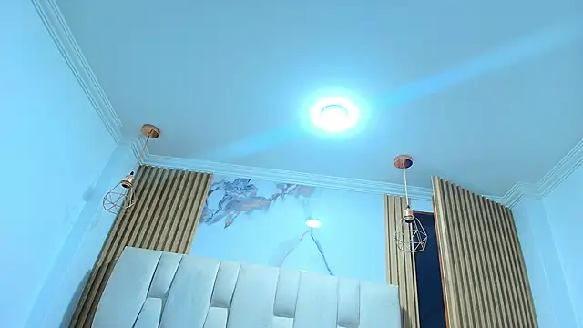 Naughty Kittenm online show from April 18, 2026, 10:52 am