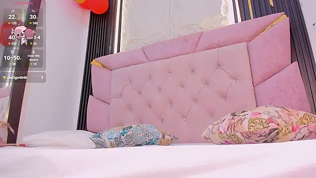 laurem-paulette online show from February 12, 2025, 7:35 pm