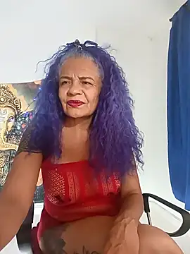 freyadevil333 online show from February 16, 2025, 10:32 pm