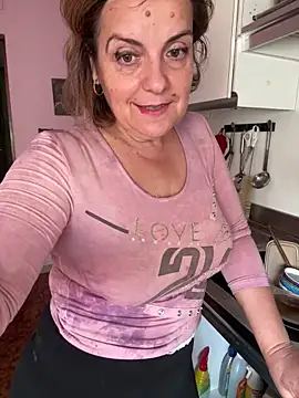 Sunbelxx online show from September 30, 2025, 7:35 am