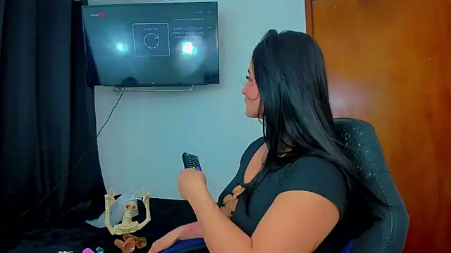 sunshine uwu22 online show from January 9, 2026, 6:31 pm