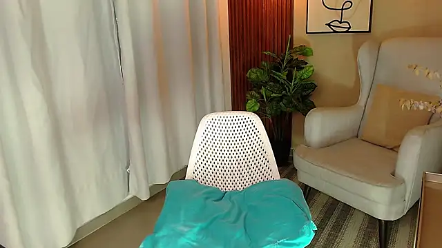 Snapshot of angela_santana_ chatting on December 11, 2024, 6:09 pm angela santana online show from December 11, 2024, 6:09 pm