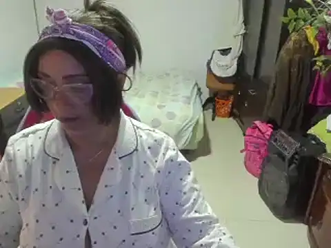 Mrs mommy  online show from February 24, 2025, 2:15 pm