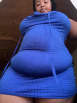 Linahlove online show from February 19, 2025, 8:33 am