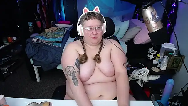 FatVeronica online show from February 22, 2025, 12:19 pm