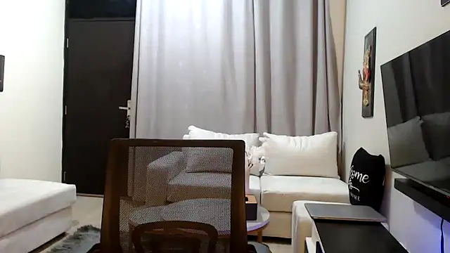 Horny princes online show from March 30, 2026, 5:08 am