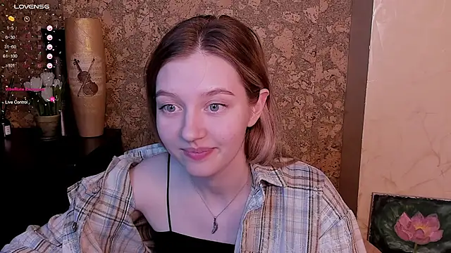 Ksuhesa online show from March 21, 2025, 1:23 pm