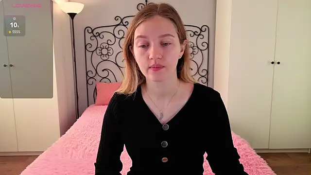 Ksuhesa online show from October 17, 2025, 2:04 am