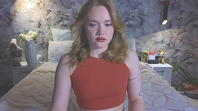 Aurora Golden1 online show from April 13, 2026, 3:23 am