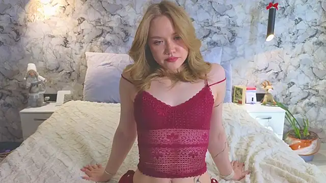 Snapshot of Aurora_Golden1 chatting on May 1, 2026, 3:22 am Aurora Golden1 online show from May 1, 2026, 3:22 am