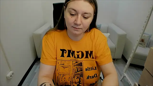 AlisaBacker online show from March 21, 2025, 4:40 pm