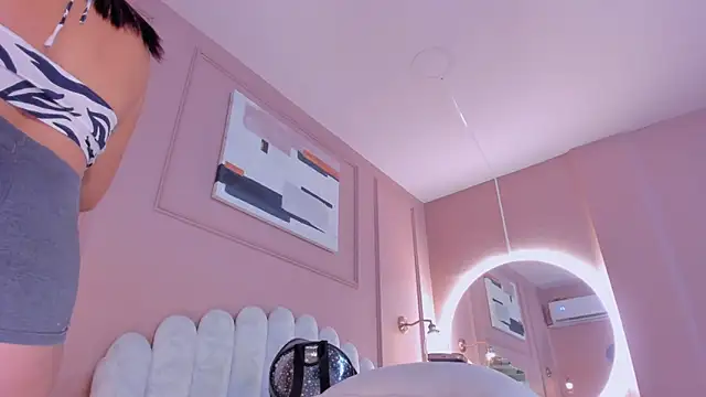 lia ass  online show from February 13, 2025, 10:34 am