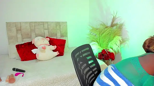 Ananya Kay01 online show from March 19, 2025, 1:54 am