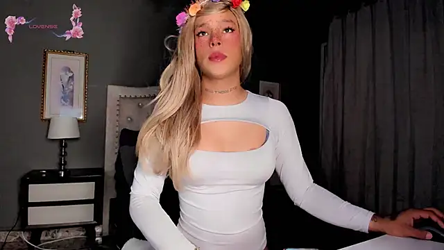 Ezraa1 online show from January 14, 2025, 12:03 pm