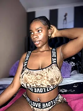 Candy-Heart online show from October 7, 2025, 11:46 pm