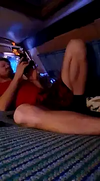 hothippie420 online show from December 11, 2024, 1:28 pm