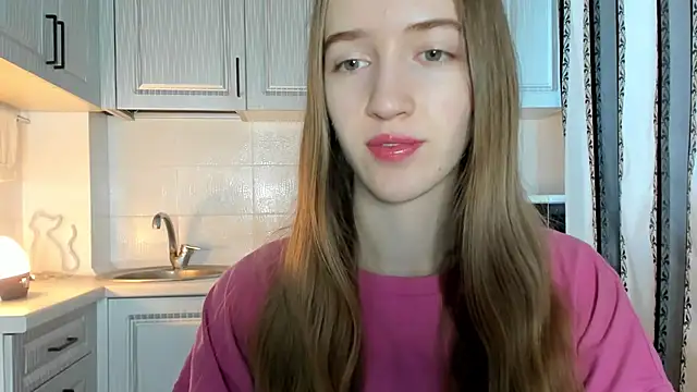 leslie my lovee online show from November 20, 2025, 11:32 am