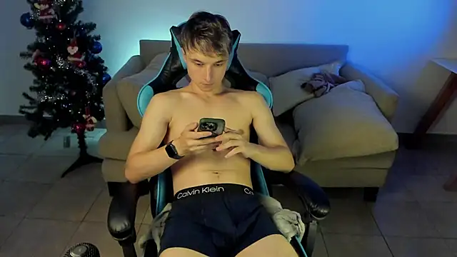 marcusmit online show from December 20, 2024, 12:19 am