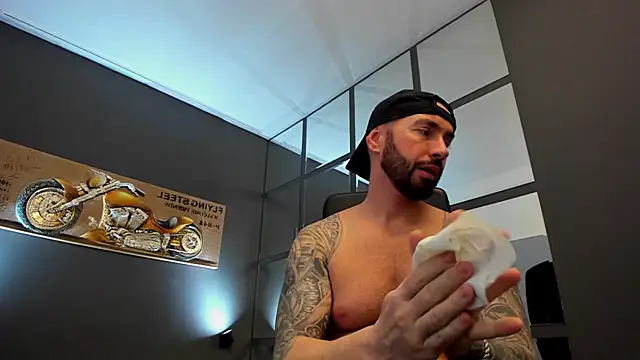 AronGrant online show from March 7, 2025, 8:45 am